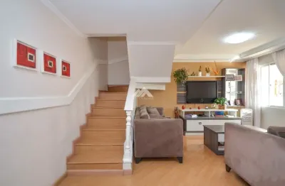 Sobrado pronto para morar com quintal 3 vagas 3 quartos sendo 1 suíte á venda