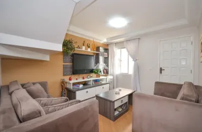 Sobrado pronto para morar com quintal 3 vagas 3 quartos sendo 1 suíte á venda