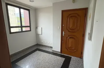 Sala comercial com 4 salas para alugar na Av. Ana Costa, Vila Mathias, Santos