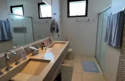 Casa com 4 quartos à venda na Rua Pioneira Victalina Delfante Castanha, 624, Jardim Itália, Maringá