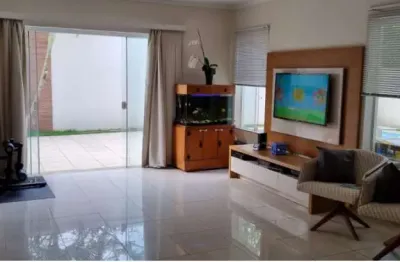 Casa em condomínio fechado com 4 quartos à venda na Rua Adalberto Panzan, 325, Boa Vista, Sorocaba