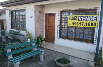 Casa à venda na Avenida Paulo Pontes, Cavalhada, Porto Alegre
