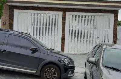 Casa com 3 quartos à venda na Rua Isabel Pereira de Barros, Jardim Regina, São Paulo