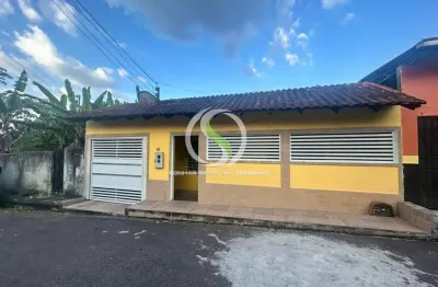 Casa com 4 quartos para alugar na Rua Luiz Corrente, Coroado, Manaus