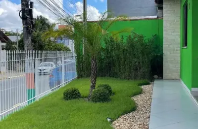 Casa comercial para locação anual no centro de camboriú