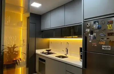 OCASIÃO ÚNICA — APARTAMENTO COMPLETO! 2 quartos totalmente mobiliado — entrar e morar!