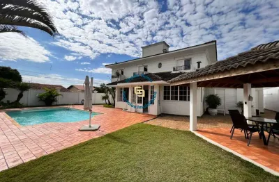 Casa com 4 quartos à venda no Jardim Universitário, Araras 