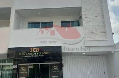 Casa com excelente localização no bairro são francisco de assis.