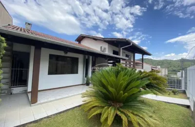 Casa com 4 quartos à venda no garcia, blumenau , 416 m2 por r$ 1.089.000