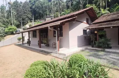 Casa com 3 quartos à venda na vila itoupava, blumenau , 147 m2 por r$ 550.000