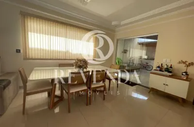 Casa com 3 quartos à venda no Jardim Itália, Uberlândia 