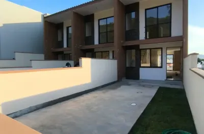 Casa com 2 quartos à venda no Sertão do Maruim, São José 