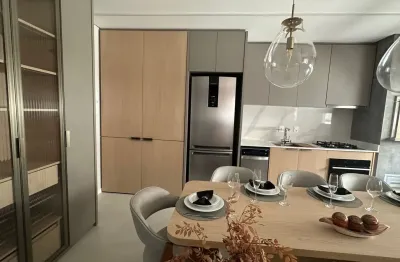 Cobertura dúplex com 2 suítes totalmente mobiliada à venda na Lauro Linhares Trindade, Florianópolis