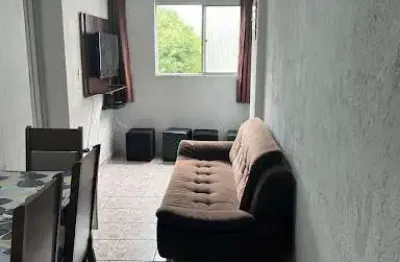 Viva a praticidade na vila tupi: apartamento com vista livre e perto de tudo!