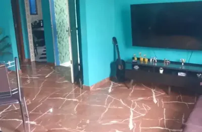 Excelente casa triplex com 3 quartos (suíte)  2 vagas parque anchieta