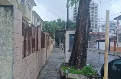 Oportunidade Única: Casa de Vila de Alto Padrão, Ambientes Amplos, Arejada e Totalmente Pronta