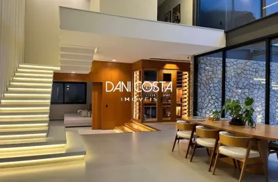 Casa de luxo na barra da tijuca, jardim do itanhanga:  5 suítes, 750m² de area construida.