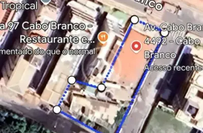 Terreno à venda no Cabo Branco, João Pessoa 