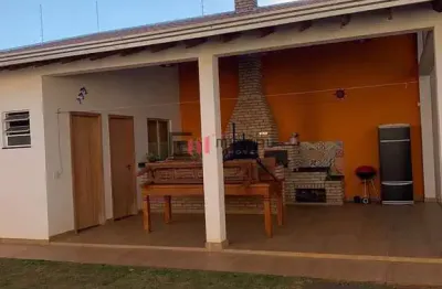 Casa com 3 quartos à venda no Califórnia, Londrina 