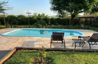 Linda chácara no recanto fazenda  nata, estrada do limoeiro, londrina, com área de lazer completa,