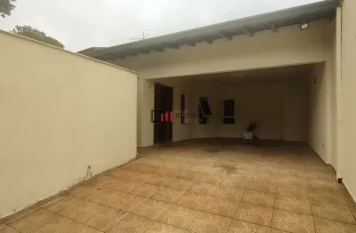 Casa com 3 quartos à venda no Araxá, Londrina 