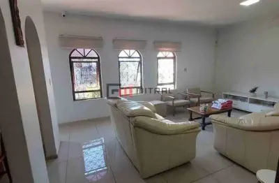 Casa com 4 quartos à venda no Champagnat, Londrina 
