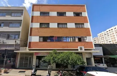 Sala comercial no ed. guanabara, com 65m² para locação, centro, londrina, pr - referência: sa0057.