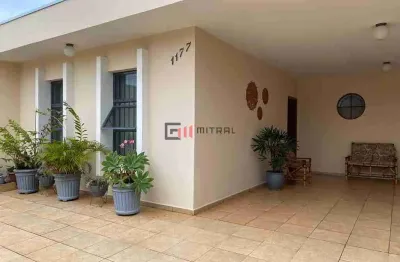 Casa com 3 quartos à venda na Vila Paraíso, Assis 