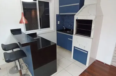 Sobrado no condomínio palm village com 3 suites e duas vagas de garagem
