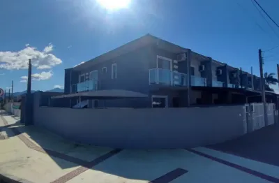 Geminado de esquina a venda com 3 quartos no bairro vila nova