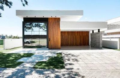 Casa à venda em iguaraçu, gleba aurora, com 3 suítes, com 211 m², condomínio alphaville