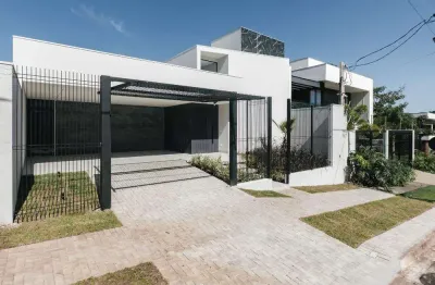 Casa com 3 quartos à venda na Rua Nelson De Britto, 644, Jardim Michelangelo, Maringá