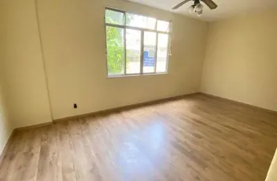 Apartamento para venda com 100 metros quadrados com 3 quartos