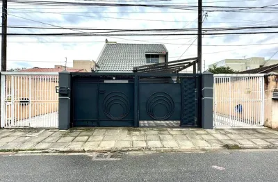Casa localizada no parque da fonte em são josé dos pinhais