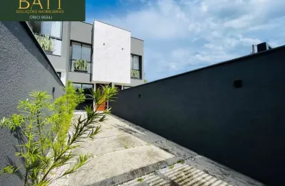 Imperdível oportunidade: Casa à venda em Joinville-SC, Anita Garibaldi! 3 quartos, 2 suites, 2 salas, 2 banheiros, 2 vagas, 127m².