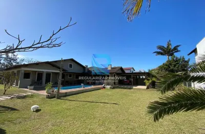 Casa com 2 quartos à venda na Praia Real, Torres 