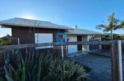 Casa próximo ao mar em miratorres, passo de torres/sc
