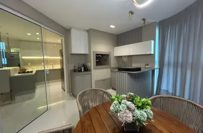 Apartamento com 3 quartos à venda na Rua 302, 192, Meia Praia, Itapema
