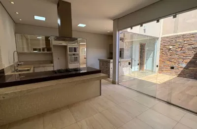 Casa para locação condomínio rio coxipo  3 suítes , jd imperial