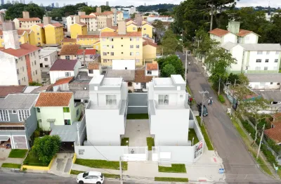 Triplex novo à venda no Campo Comprido com 3 quartos, 1 suíte, sala de estar e jantar integrada com a cozinha e terraço com vista.