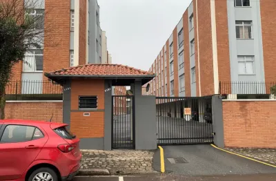 Excelente e espaçoso apartamento na av. vicente machado.