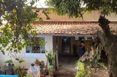 Casa com 2 quartos à venda na Rua Walfrido de Gramont, Califórnia, Belo Horizonte