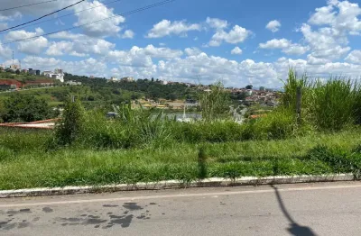 Vende-se lote no centro de ouro branco, com 491,00 m2 e 14,14  metros de frente.