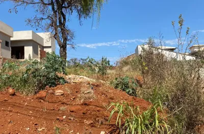 Terreno à venda na Rua Principal, Soledade, Ouro Branco