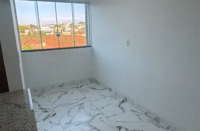 Vende-se, ou aluga-se,  excelente apartamento no bairro metalúrgicos