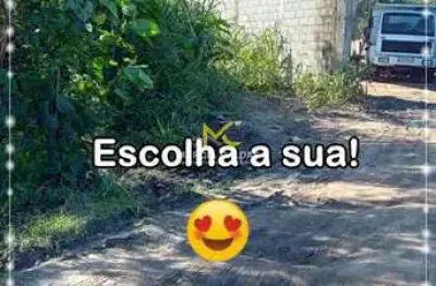 Terreno à venda no Jacaroá, Maricá 