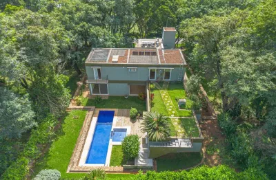 Casa no condomínio condomínio fazenda serrazul para venda com 4 quartos, sendo 2 suítes, 520m²