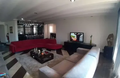Apartamento com 4 suites , todo mobiliado ,4 vagas , na melhor localização da analia franco