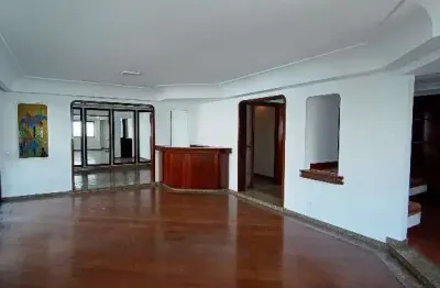 Apartamento com 4 dormitorios ,2 suites, closete 4 banheiros, proximo ao parque ceret