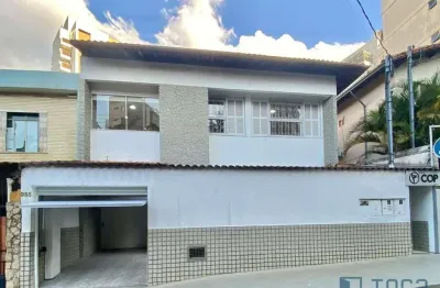 Casa com 4 dormitórios para alugar por r$ 5.328,00/mês - santa helena - juiz de fora/mg